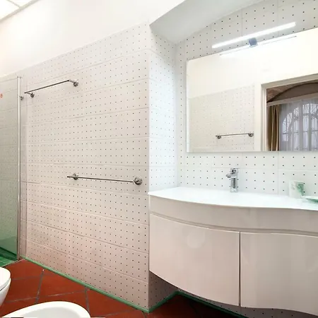 Goodstay Corte Del Vescovo Feriehus *