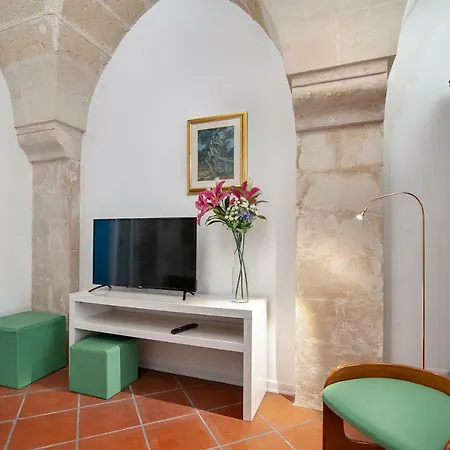 Goodstay Corte Del Vescovo Feriehus *